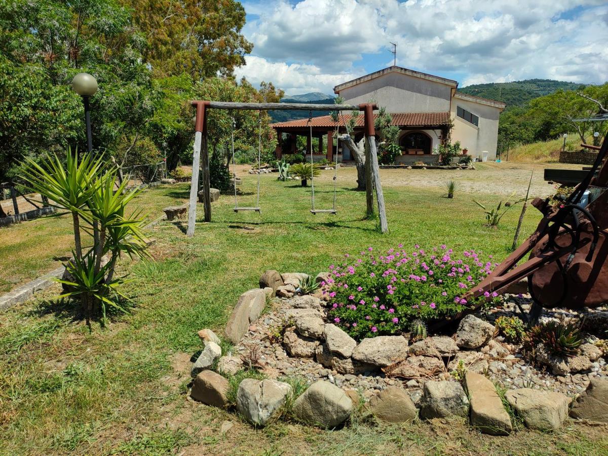 Azienda Agrituristica Verdevalle 시세랄레 외부 사진
